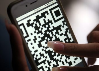 Mexico launches instant mobile payments