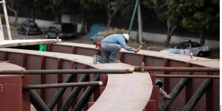Mexico's infrastructure plan to rely on private sector
