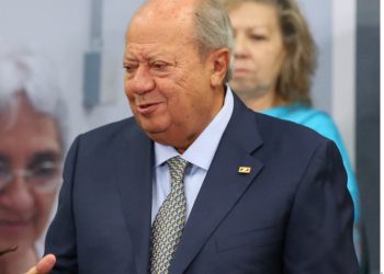 Ousted Pemex boss accused of misdirecting workers money