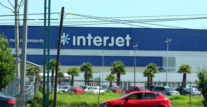 Interjet experiments with low-cost features, experts are wary