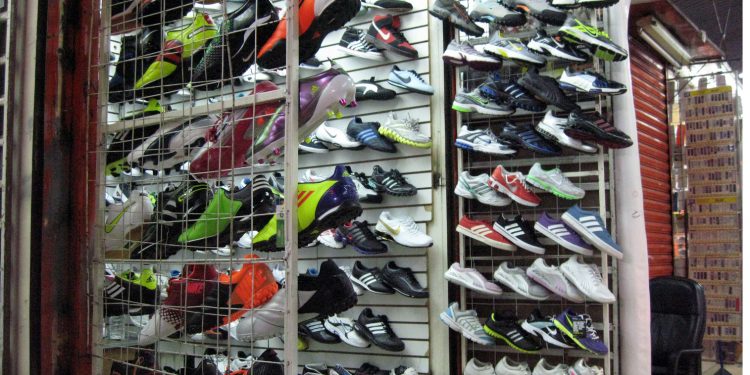 Majority of Mexicans has bought counterfeit goods