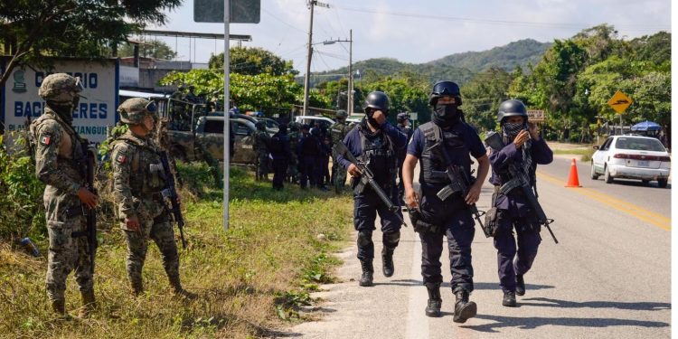 Acapulco: Mayor warns of extortion rackets