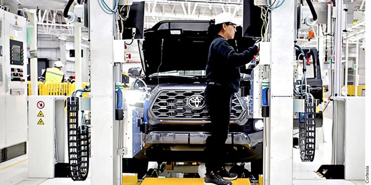 Toyota ramps up Tacoma production in Mexico, opens new plant