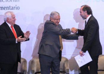 US threat vs Mexican produce growers is political.- AMLO