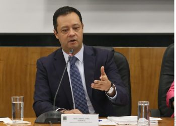 AMLO government considers tax reform, expand taxpayer base