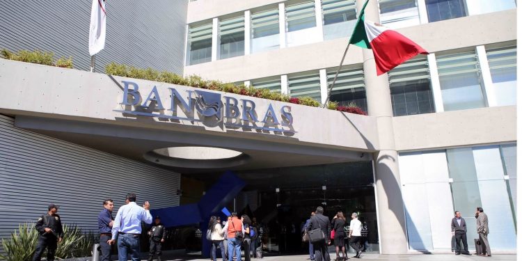 Mexico's development banks see sharp decline in lending
