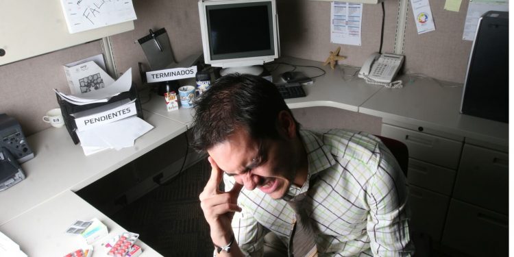 10 million Mexicans exceed 8-hour work day