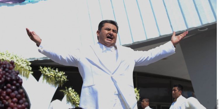 Mexico freezes assets of La Luz del Mundo mega-church leader