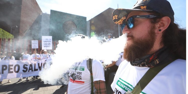 Judge rejects Phillip Morris challenge vs e-cigarette ban