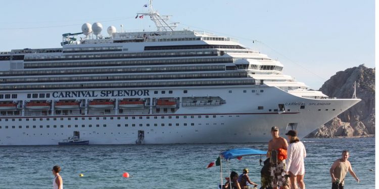 Cruise lines docking in Mexico slash prices