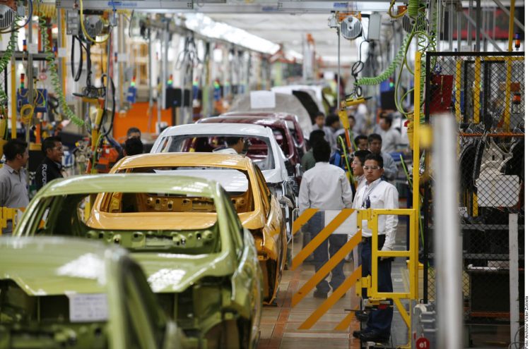 Auto plants in Mexico shut down amid pandemics