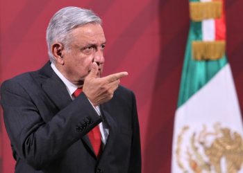 AMLO announces austerity measures; pet projects untouched