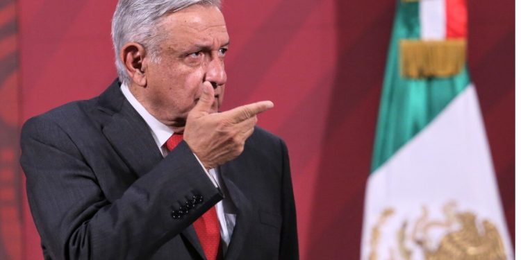 AMLO announces austerity measures; pet projects untouched