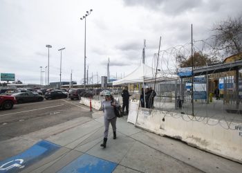 Restrictions extended at US-Mexico border until May 19