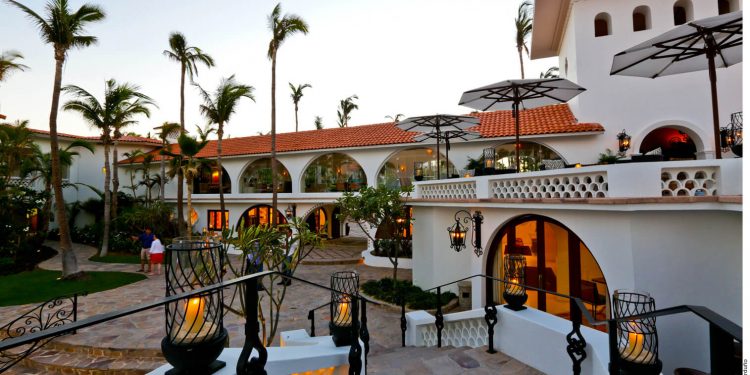 Hotels across Mexico to gradually suspend activities