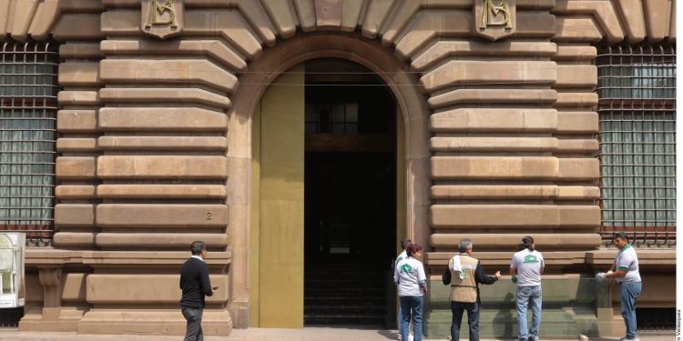 Mexico's central bank pumps $31 bn to boost liquidity