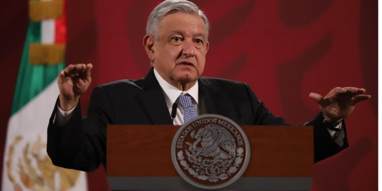 AMLO criticizes loan deal between IDB, private sector