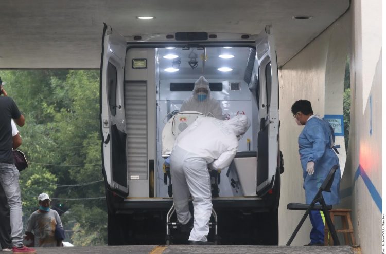 Coronavirus: Authorities see early signs of decline in Mexico City