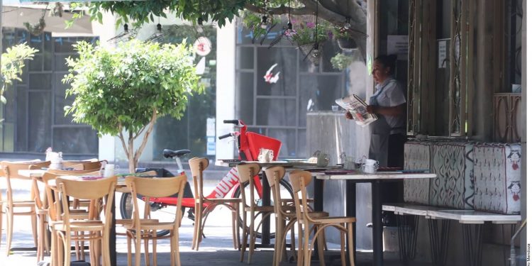 Mexico loses record half a million jobs amid pandemic