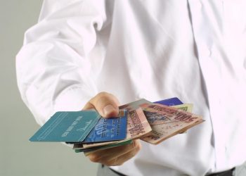 4.7 million Mexican banks' clients defer payments