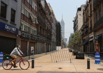 Mexico's economy expected to shrink 10.5% in 2020.- IMF