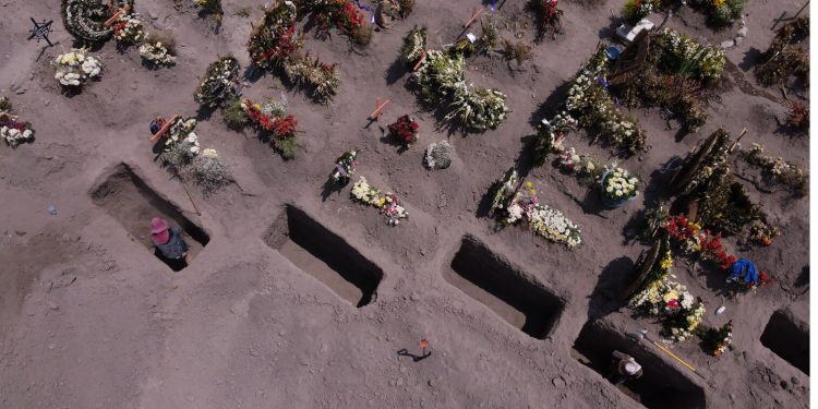 Coronavirus: Mexico reports biggest daily jump in death toll +1,092