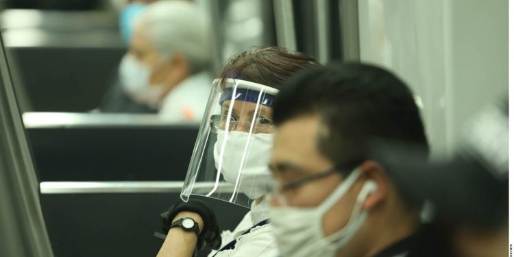 Coronavirus: As cases plateau, Mexico City ramps up tracking, testing