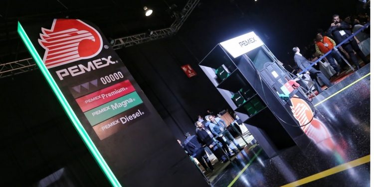 Pemex retains near-monopoly in Mexican fuel market