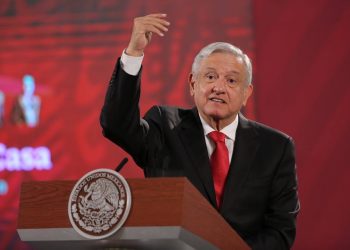 AMLO dismisses economic benefit of wearing face masks