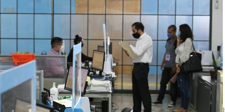 Review of Mexican union contracts is moving slowly