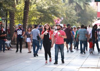 Uptick in coronavirus cases hits eight Mexican states