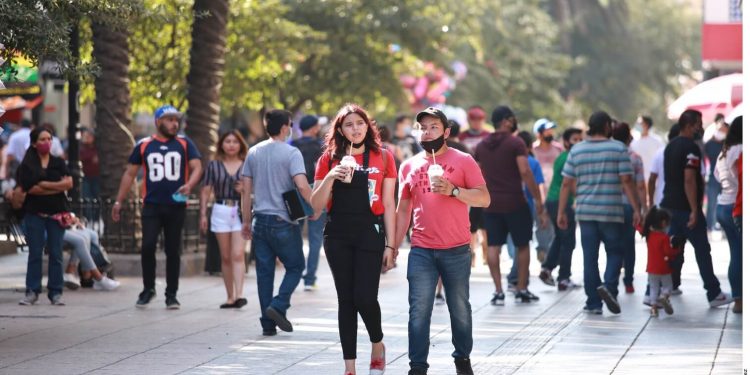 Uptick in coronavirus cases hits eight Mexican states