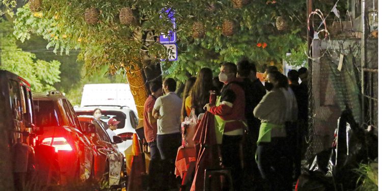 Coronavirus: Mexico reluctant to impose curfew restrictions