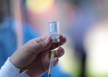 Coronavirus: Mexico to start vaccinating health workers next week