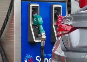 Mexico antitrust body decries new regulation of fuel imports