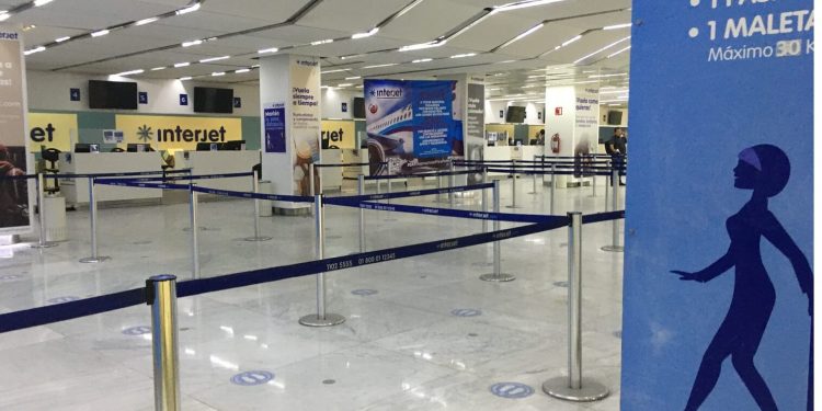 Mexican airline Interjet suspends flights for fifth day in a row