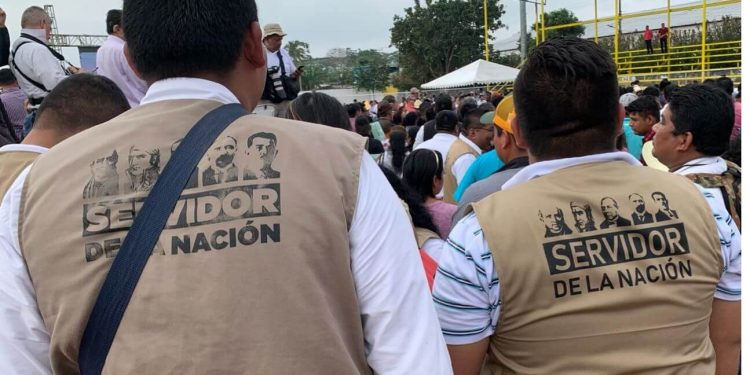 Poll: 42% of Mexicans fear electoral use of coronavirus vaccine