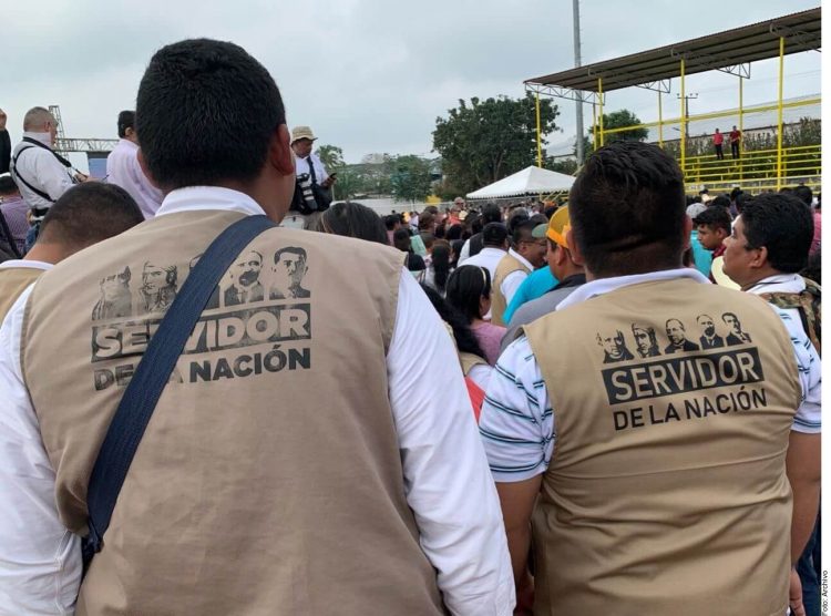 Poll: 42% of Mexicans fear electoral use of coronavirus vaccine