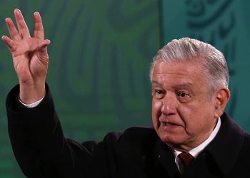 AMLO aims to abolish Mexican regulatory agencies, centralize power