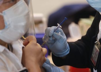Coronavirus: head of Mexico's vaccination effort steps down