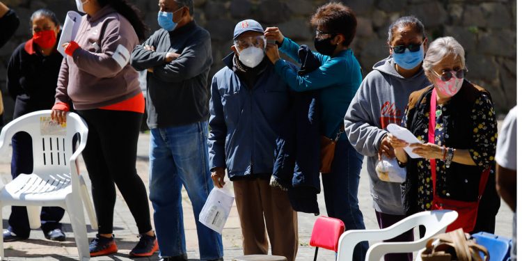 Coronavirus: Mexico jumpstarts vaccination efCoronavirus: Mexico jumpstarts vaccination effort, focus on older adultsfort, focus on older adults