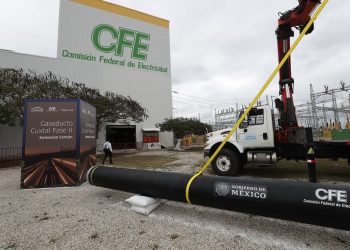 AMLO introduces bill to favor Mexico's state-owned utility