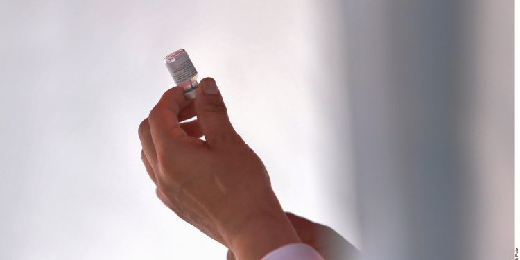 Coronavirus: Mexico pins short-term hopes on AstraZeneca vaccine