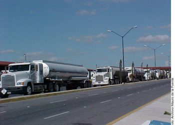 Mexico probes fuel smuggling from Texas to Tamaulipas