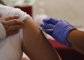 Coronavirus: Mexico hopes vaccine deliveries to resume this week