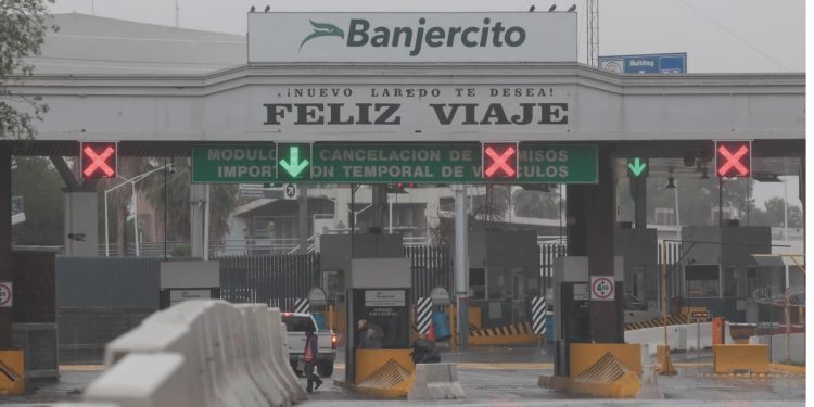 Nuevo Laredo: retired colonel takes over as manager of Mexico's largest customs office