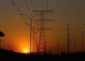 AMLO renews attacks on Mexican judge for pausing electricity law