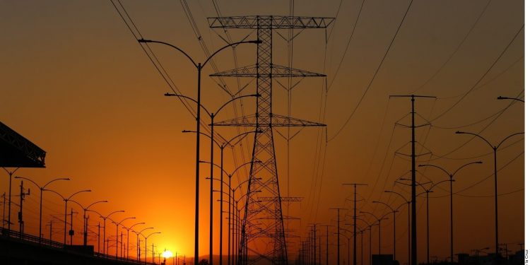 AMLO renews attacks on Mexican judge for pausing electricity law