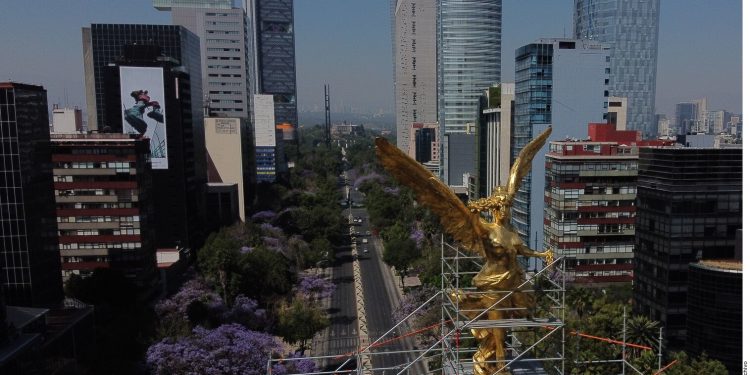 Mexico poised for stronger 2021 economic rebound.- IMF