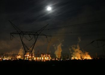 Mexico's state-run utility shoots up dirty energy use